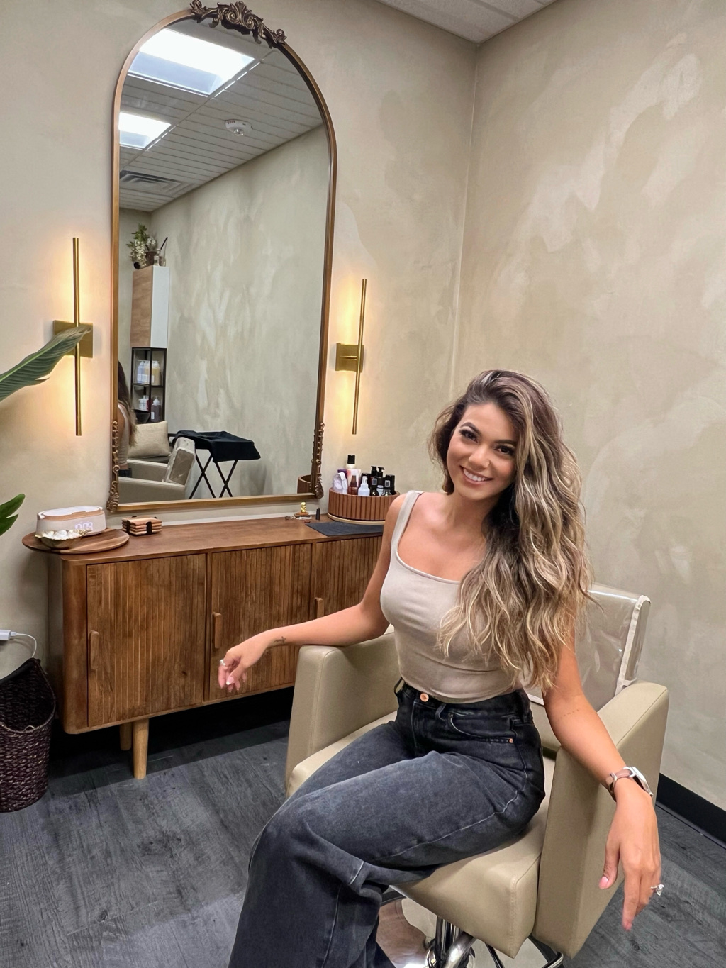Crystale's Creations — Crystale Torres, Studio 135 at Sola Salon Studios SoDo